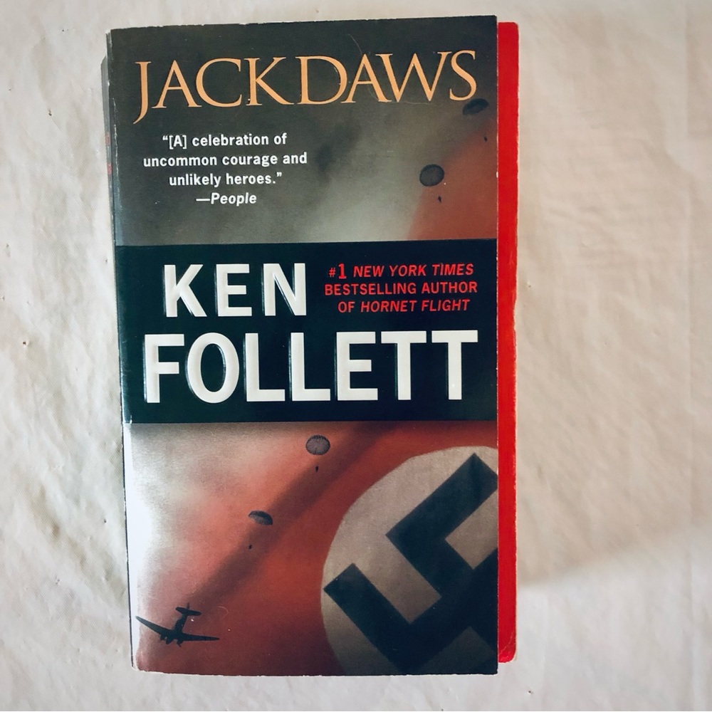 💝 Jackdaws by Ken Follett, An Historical Fiction Mass Produced Paperback Book